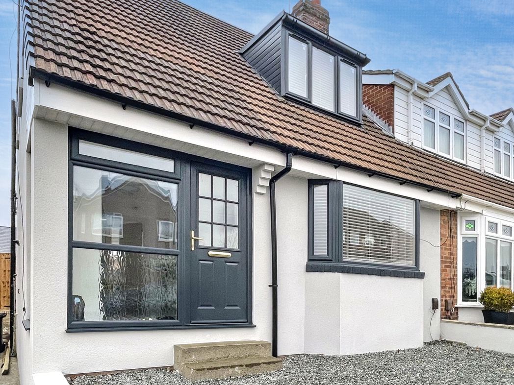 Property image 1 of 12