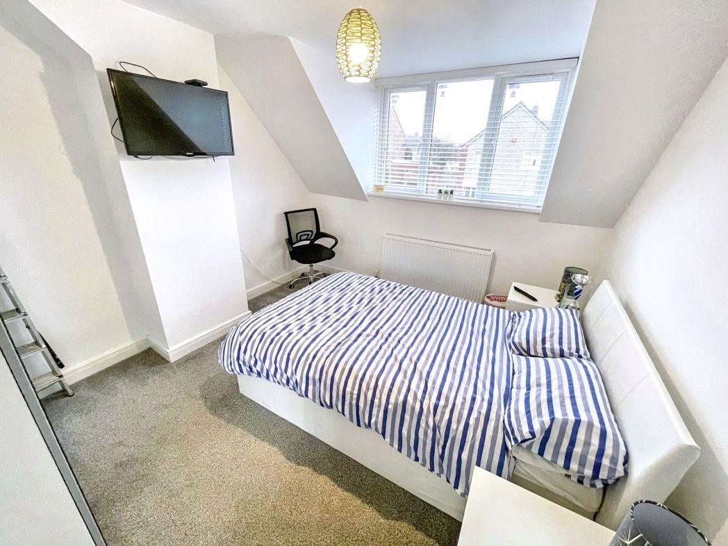 Property image 10 of 12