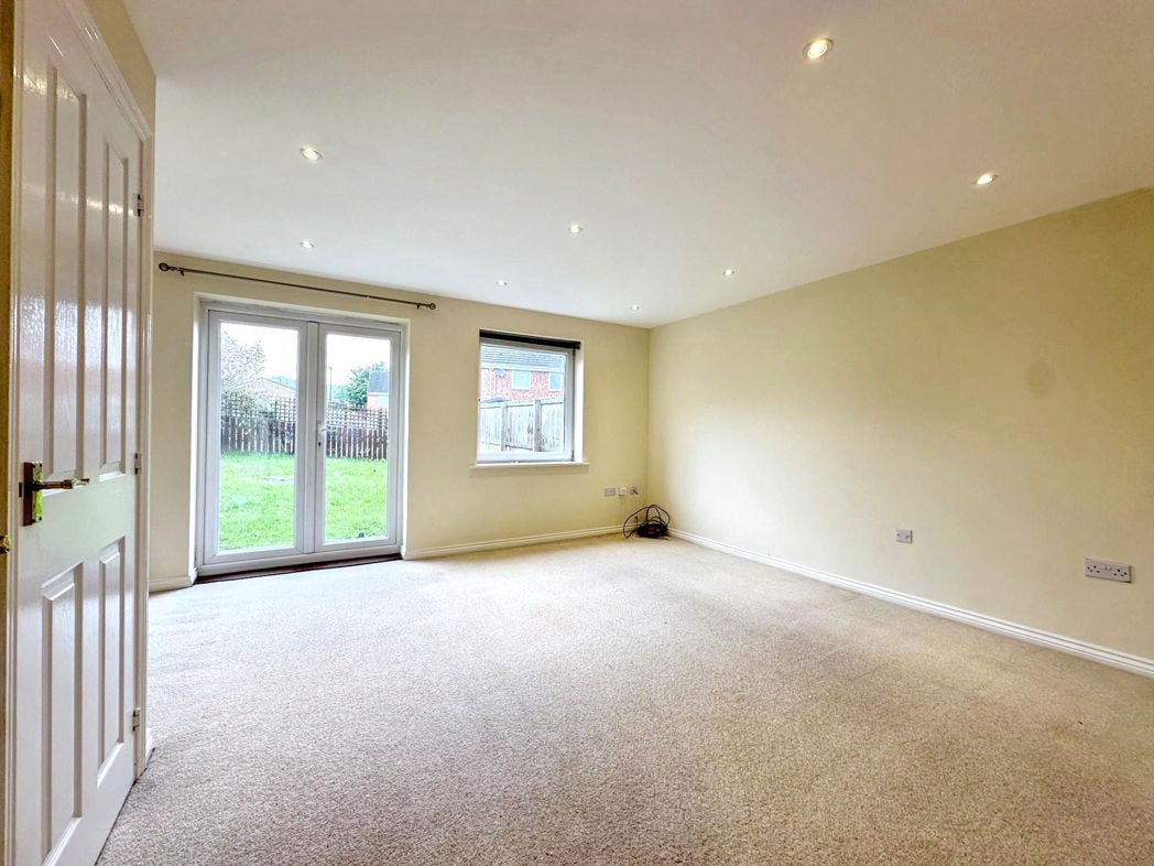 Property image 3 of 17
