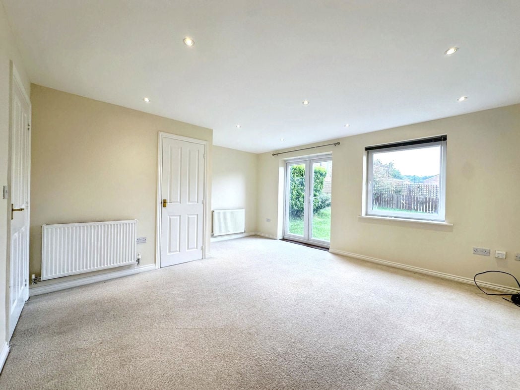 Property image 2 of 17