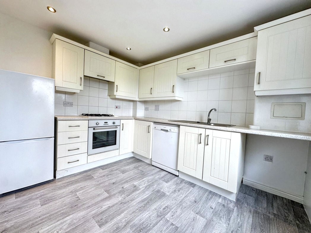 Property image 4 of 17