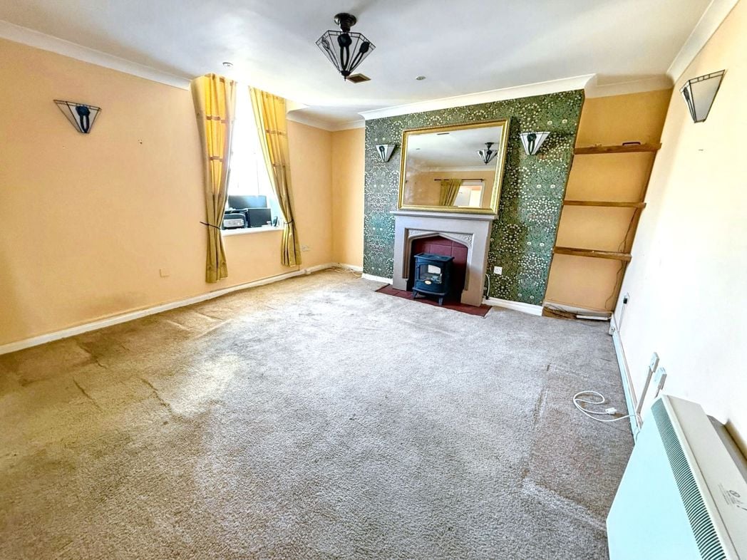 Property image 6 of 12