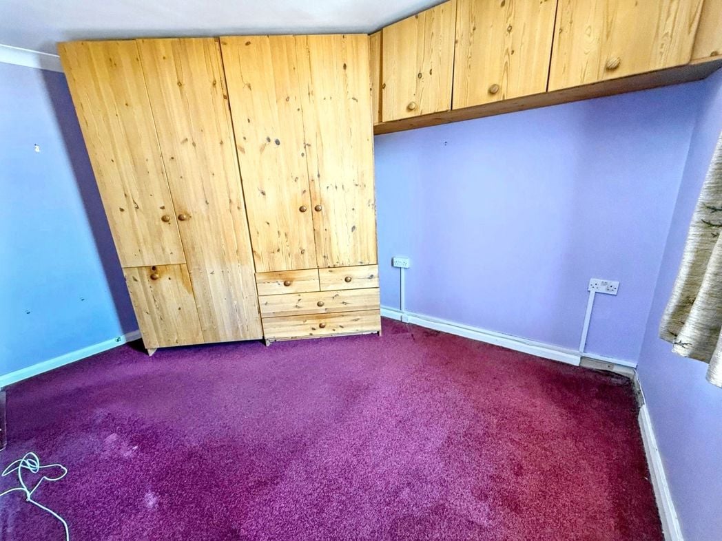 Property image 10 of 12