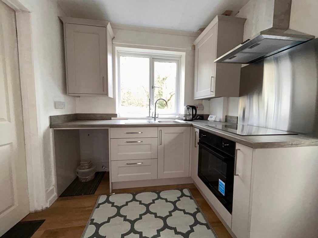 Property image 6 of 11