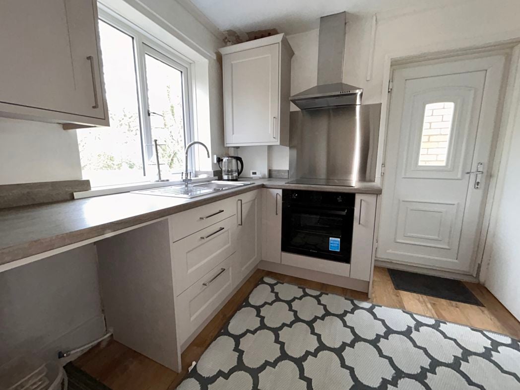 Property image 2 of 11