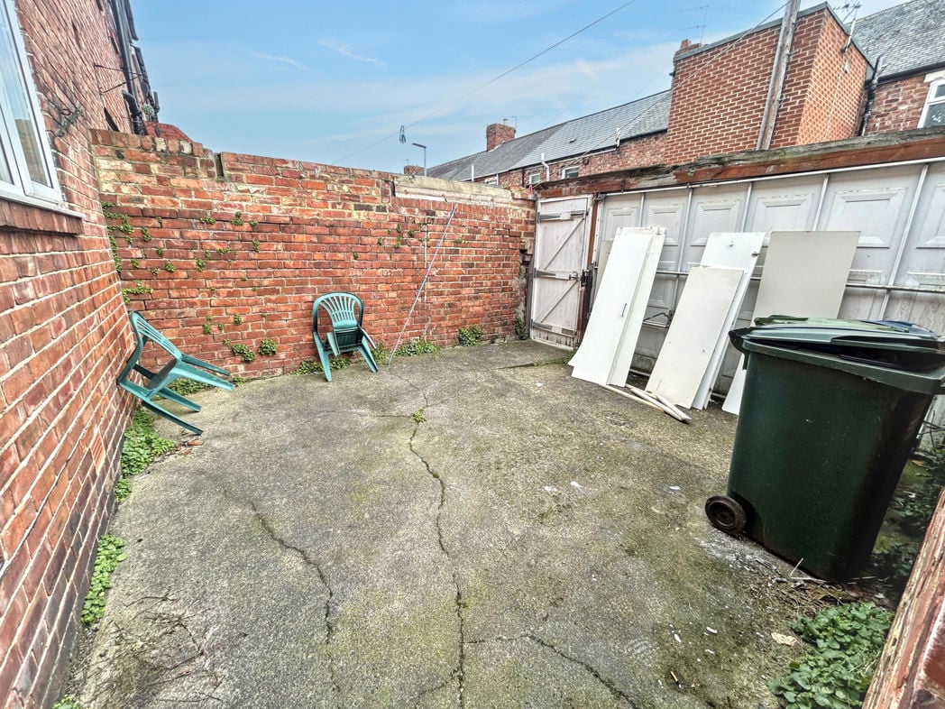 Property image 7 of 8