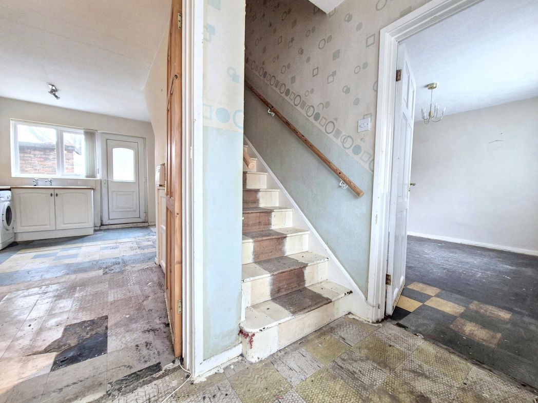 Property image 5 of 18