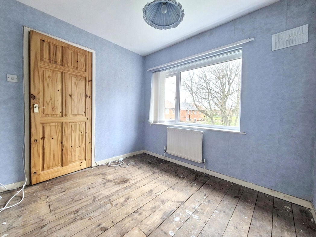 Property image 11 of 18