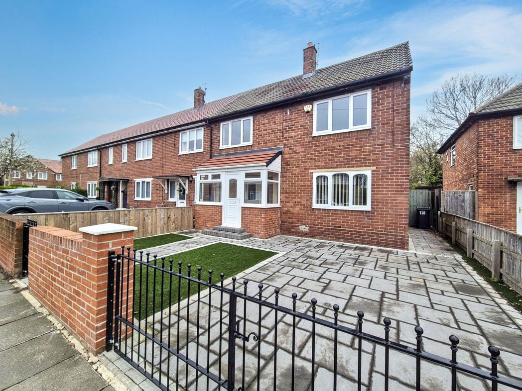 Property image 1 of 18
