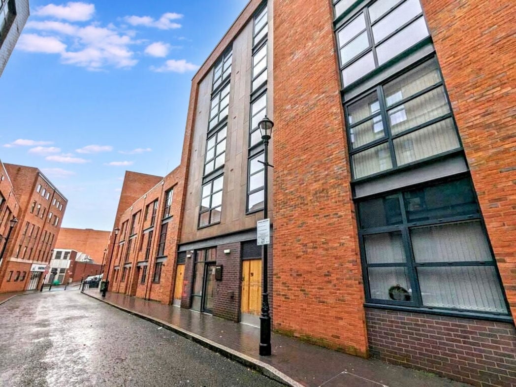 Property image 1 of 7