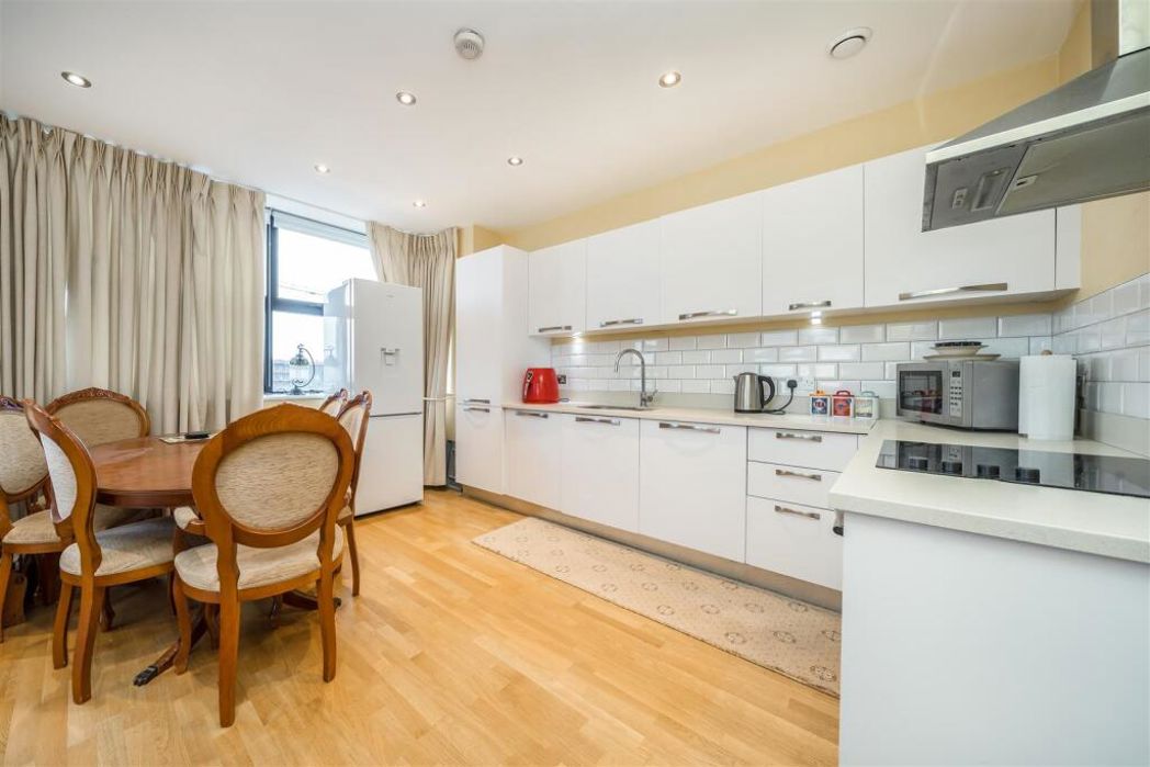 Property image 5 of 10