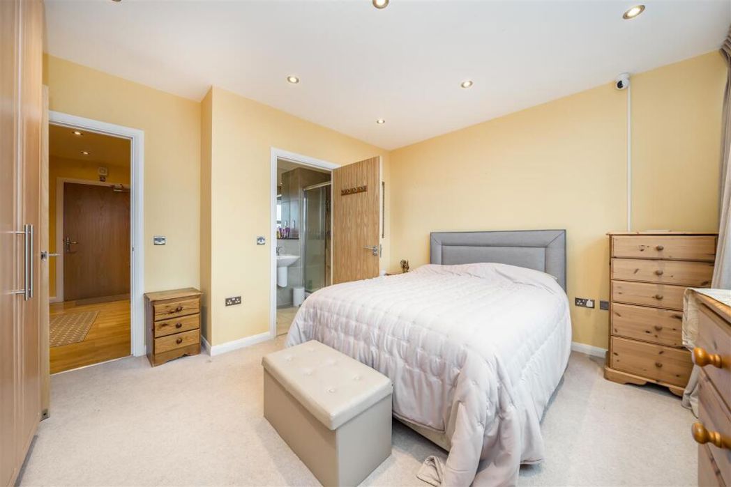 Property image 8 of 10