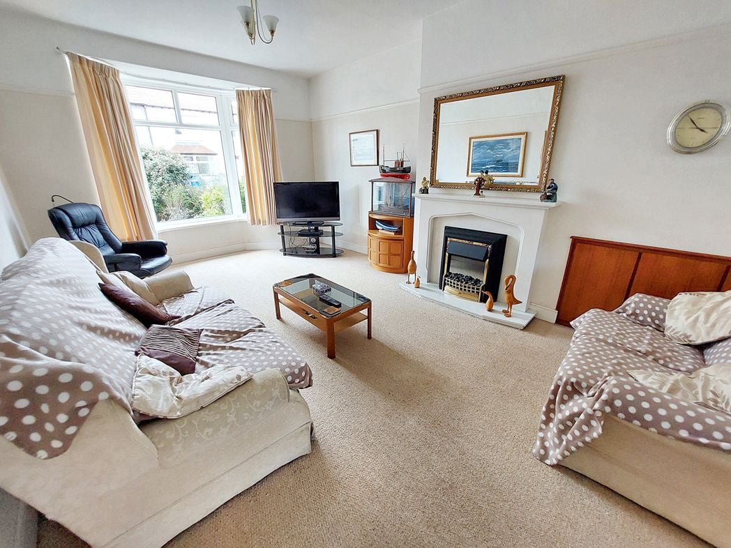 Property image 3 of 15