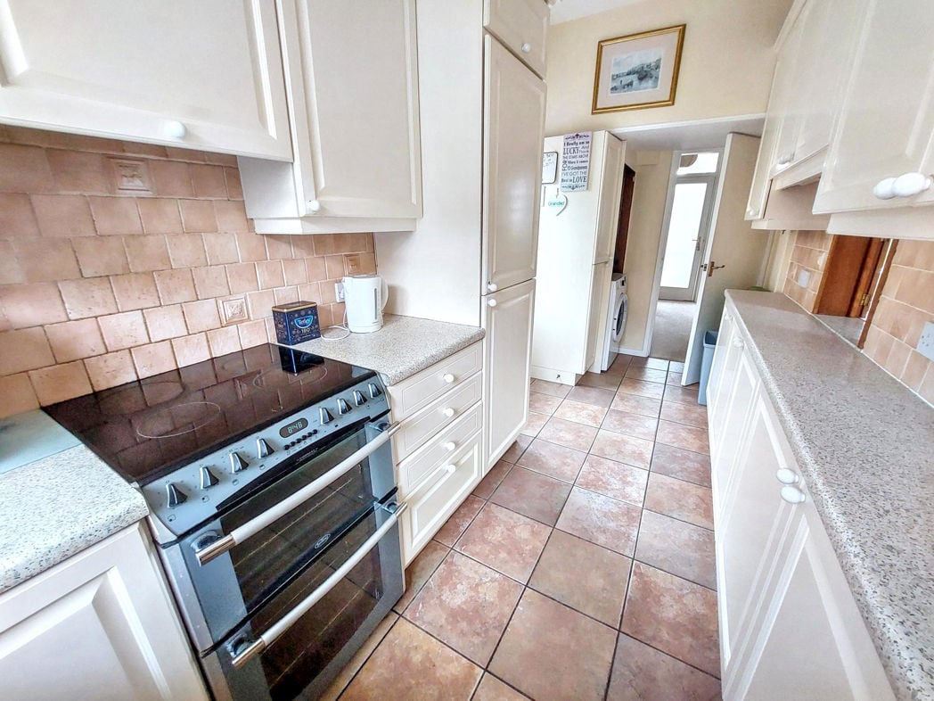 Property image 9 of 15