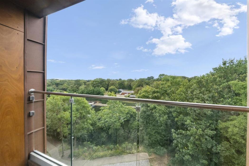 Property image 13 of 15