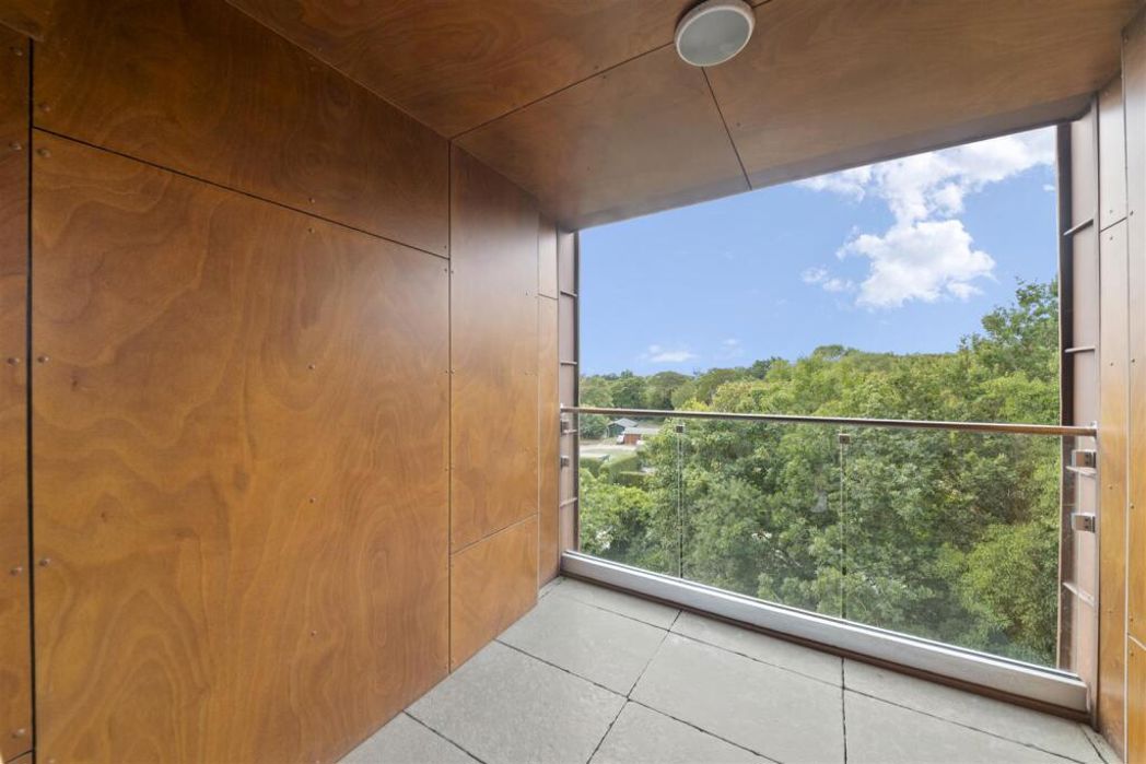 Property image 14 of 15