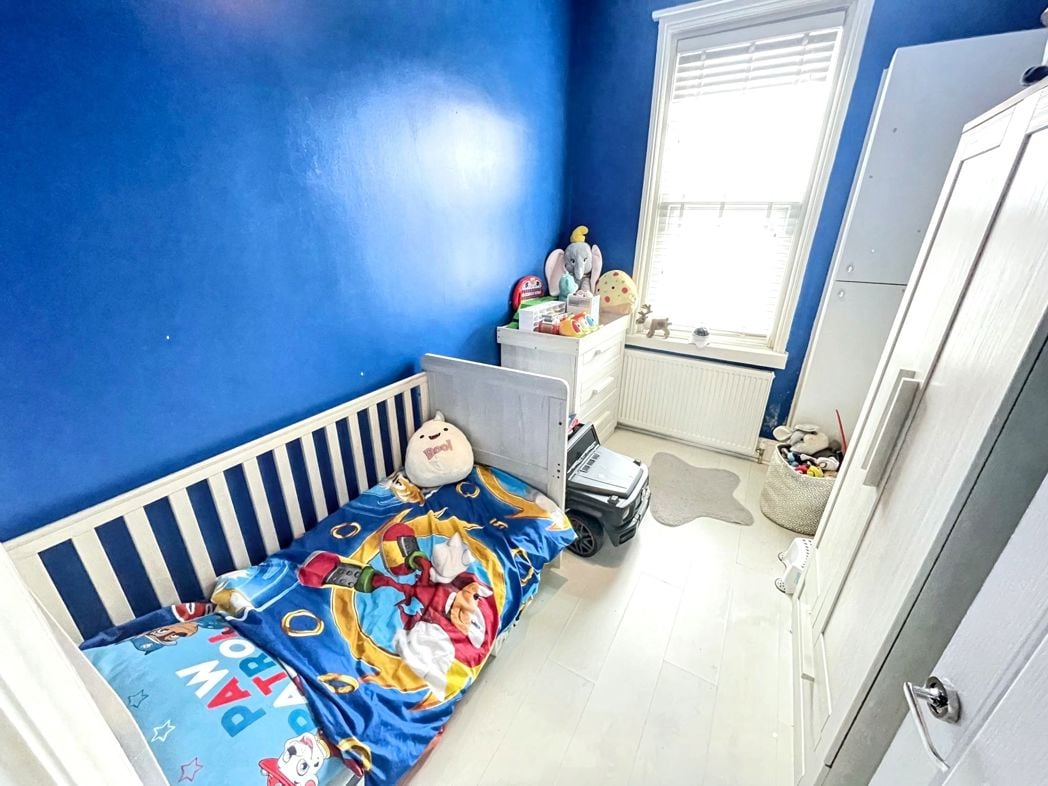 Property image 6 of 8