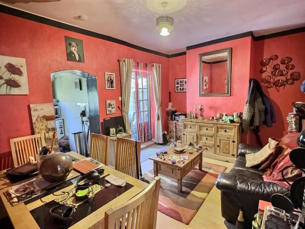 16, Stafford, Staffordshire, ST16 3EX