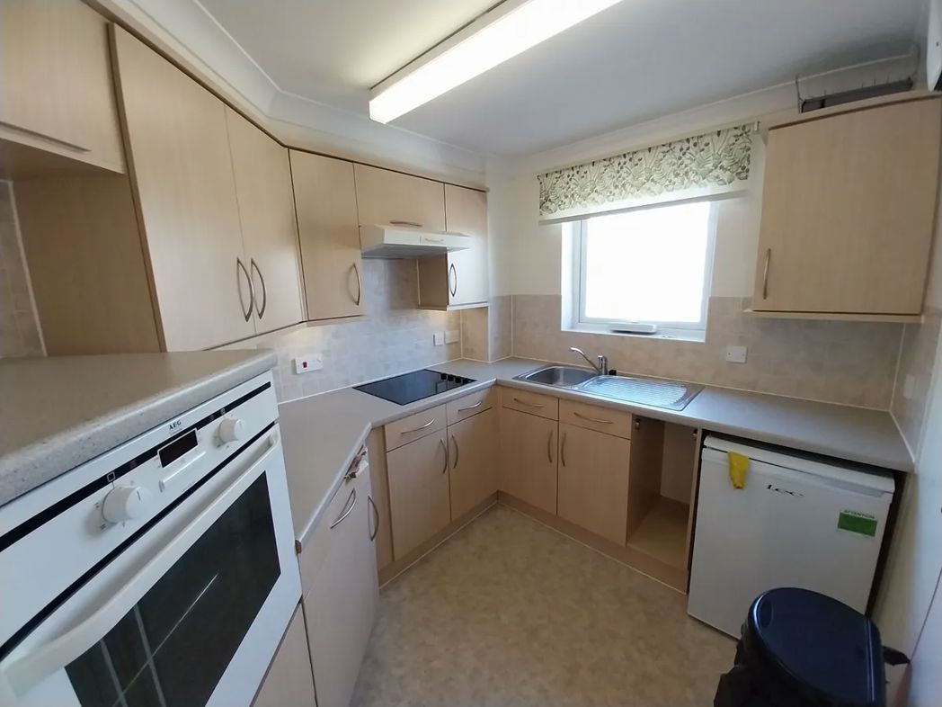 Property image 3 of 6