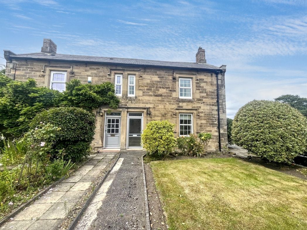 Property image 1 of 18
