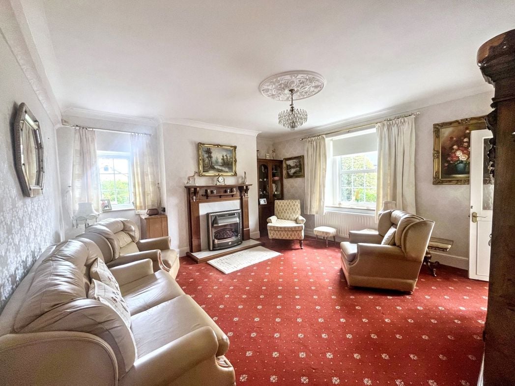 Property image 4 of 18