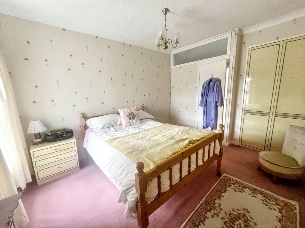 Property image 10 of 18