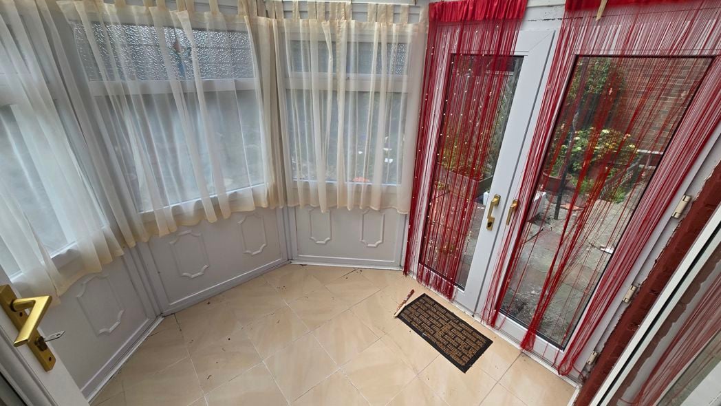 Property image 5 of 13