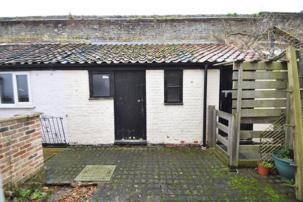 Property image 8 of 8