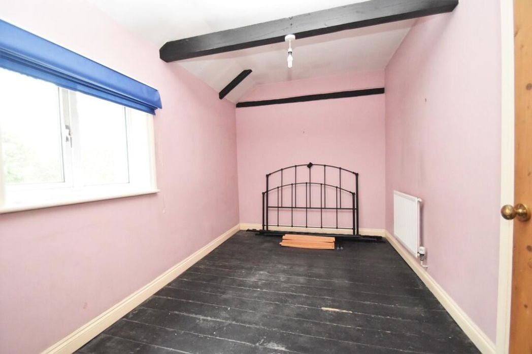 Property image 6 of 8