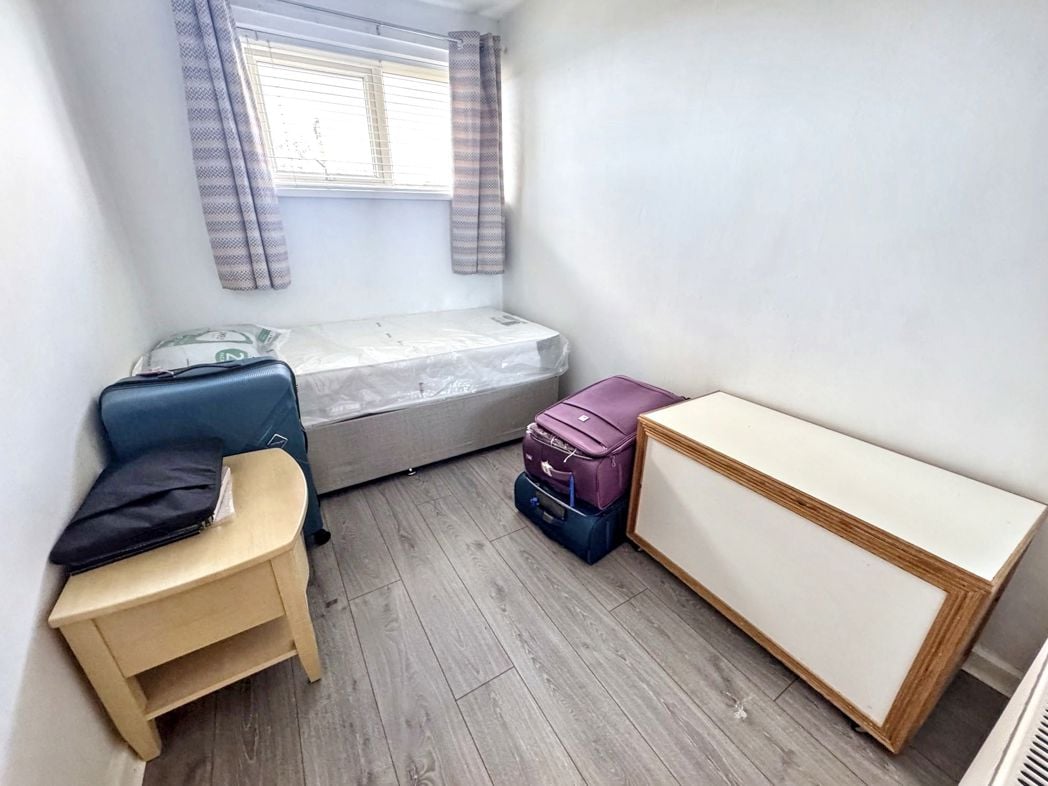 Property image 12 of 16