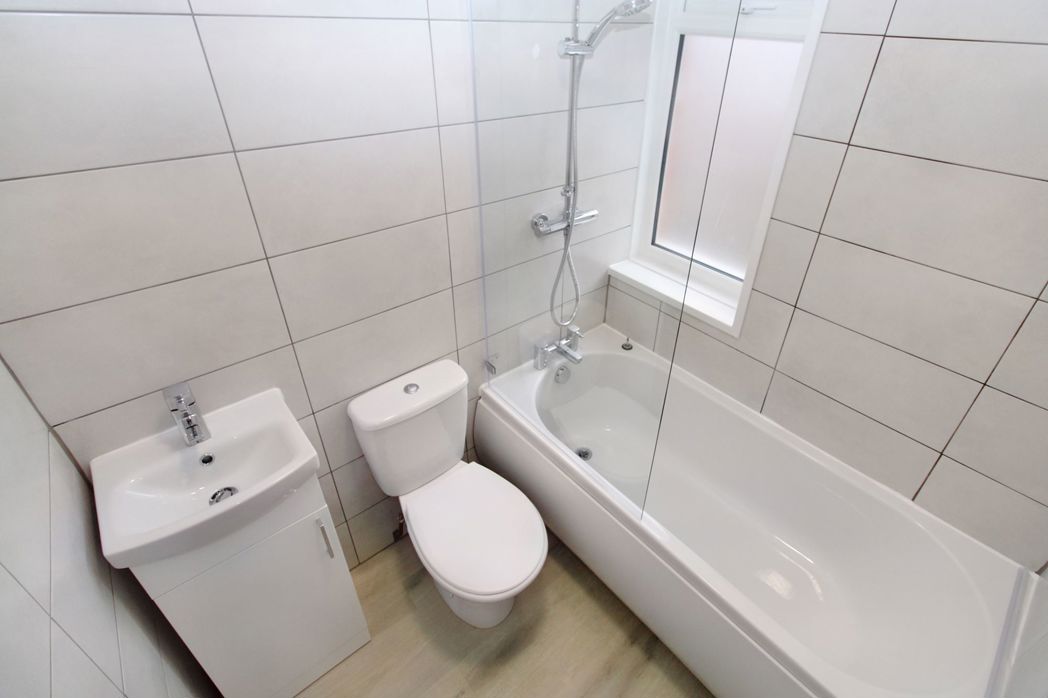Property image 14 of 16