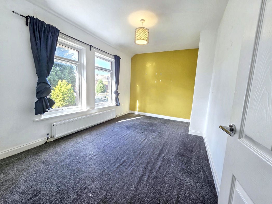 Property image 6 of 9