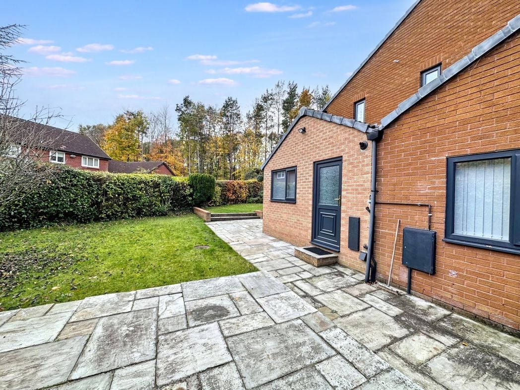 Property image 22 of 24