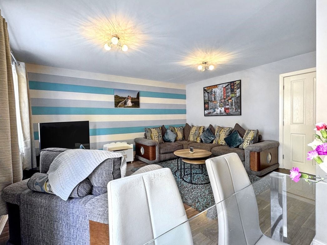 Lounge / Diner..