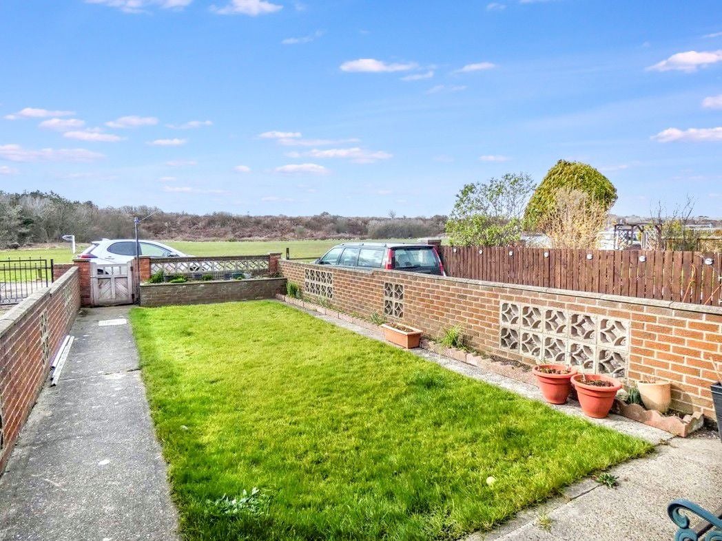 Property image 11 of 11