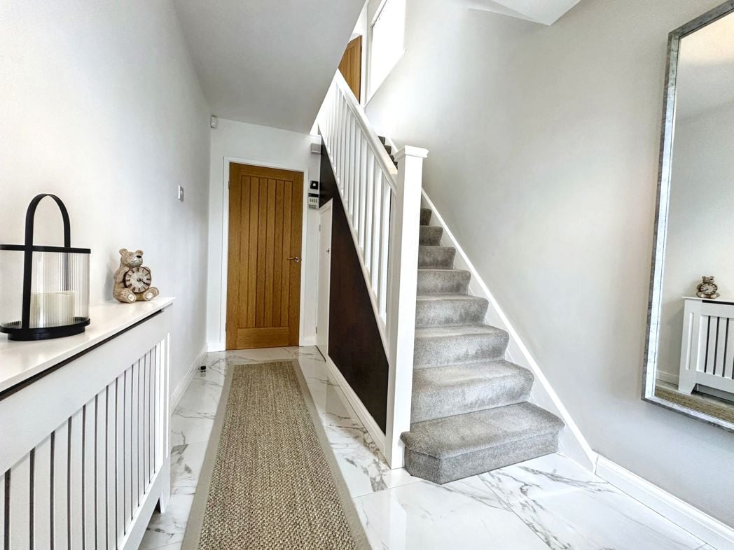 Property image 2 of 16