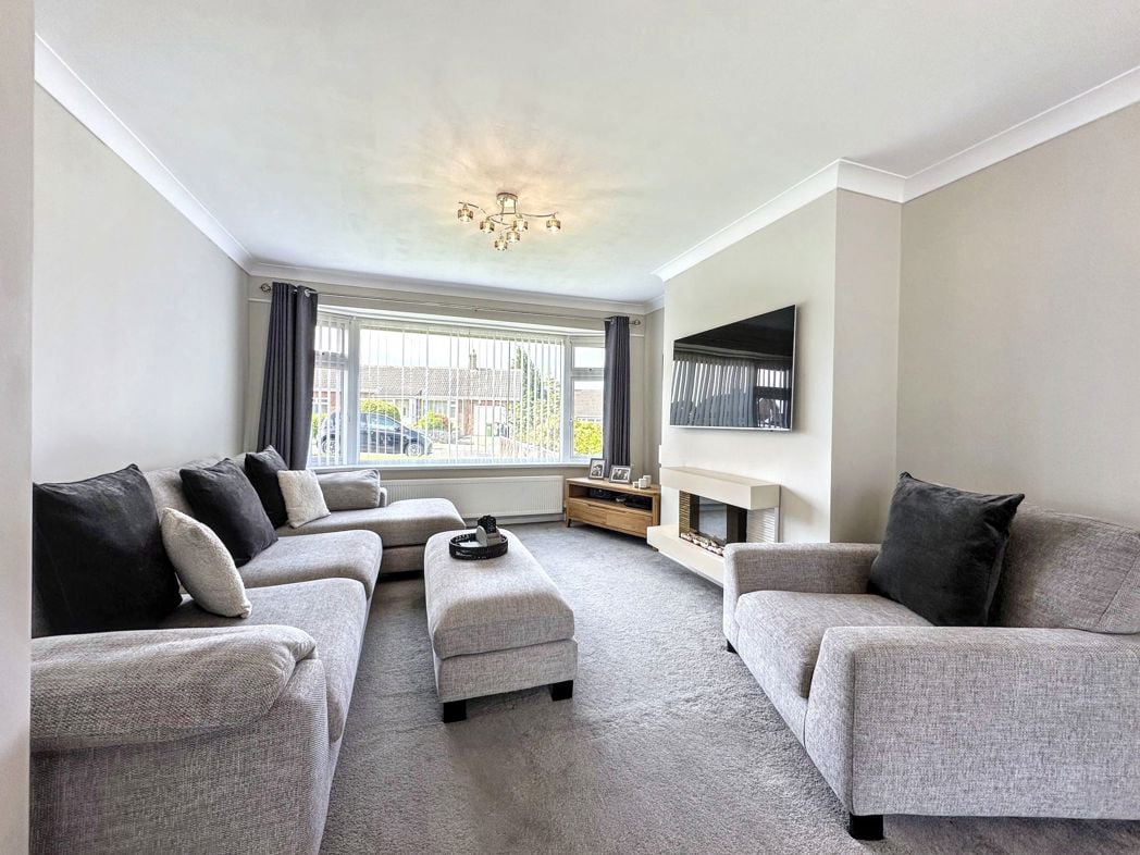 Property image 3 of 16