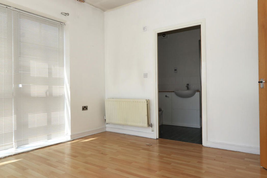 Property image 20 of 25