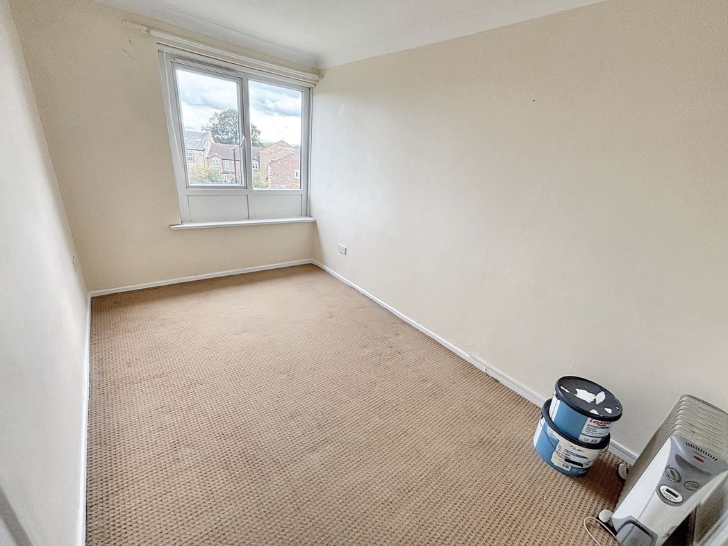 Property image 7 of 9