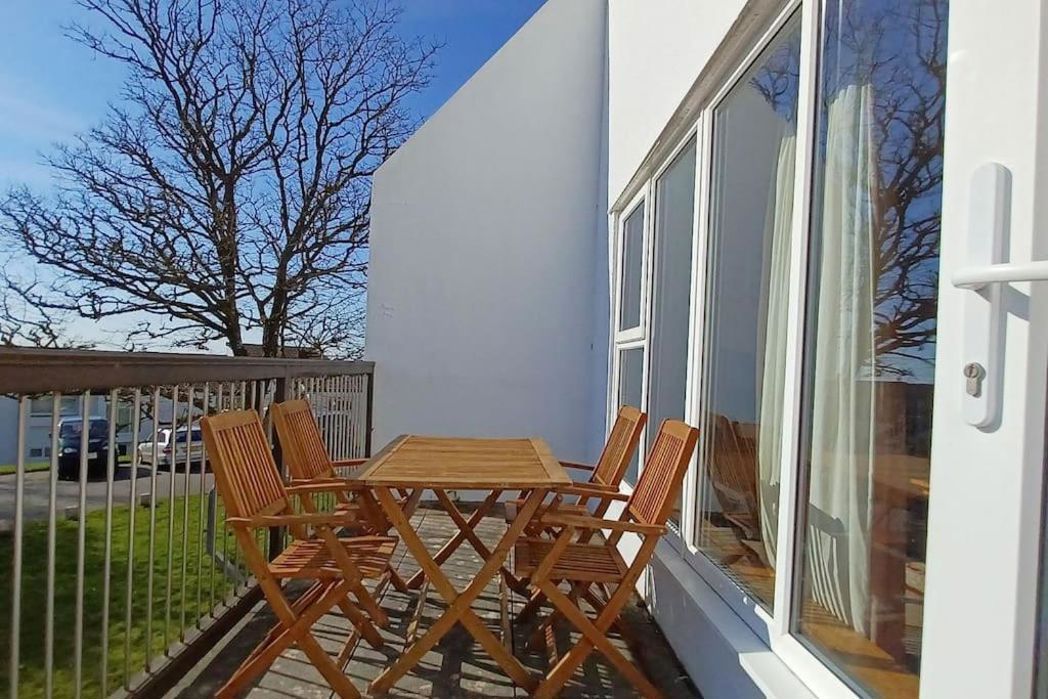 Property image 8 of 12