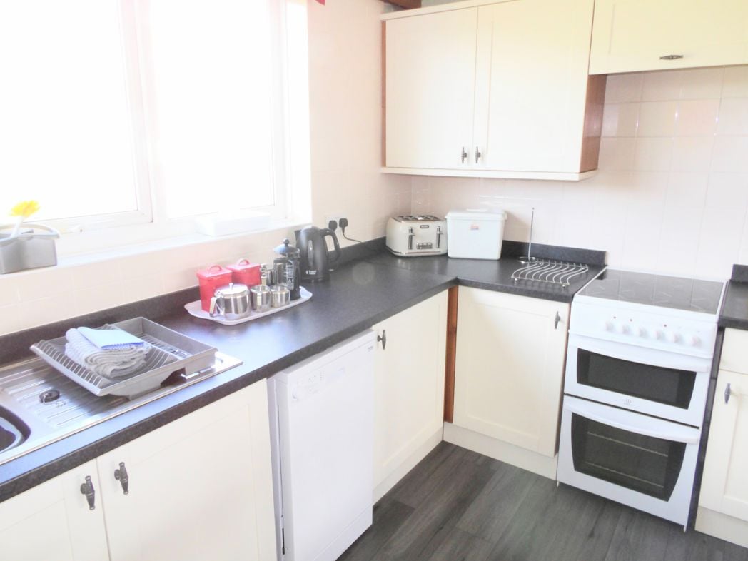 Property image 10 of 12