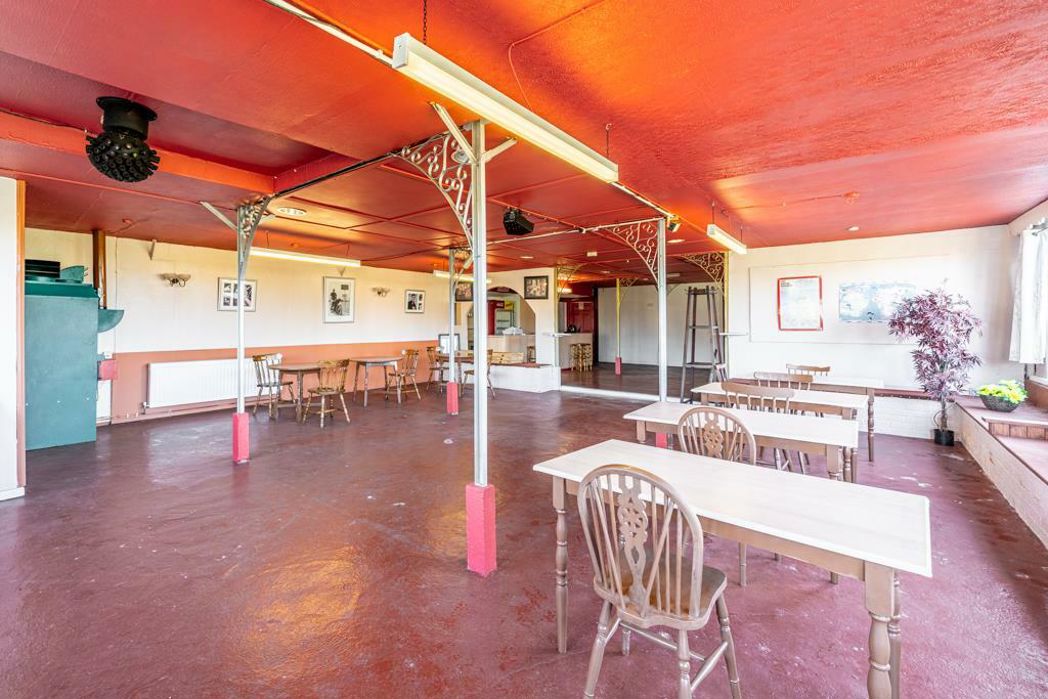 Property image 4 of 20