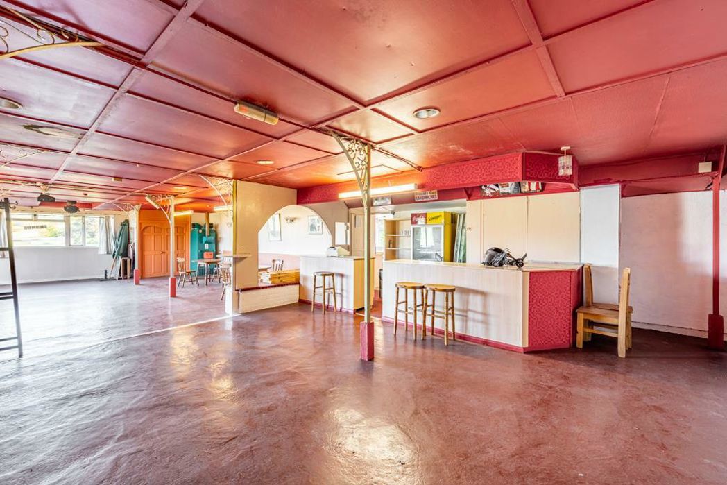 Property image 11 of 20