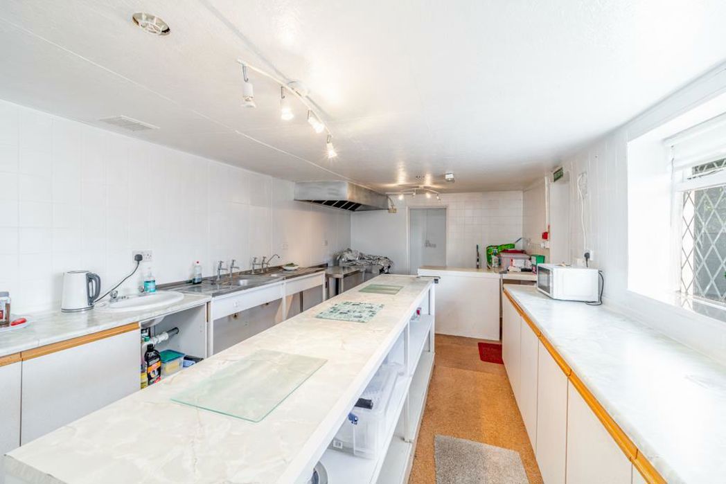 Property image 12 of 20