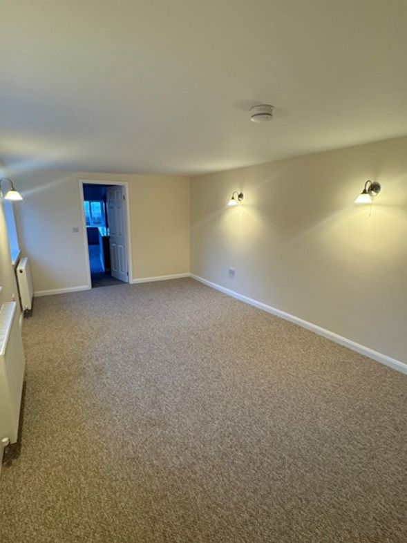 Property image 18 of 21