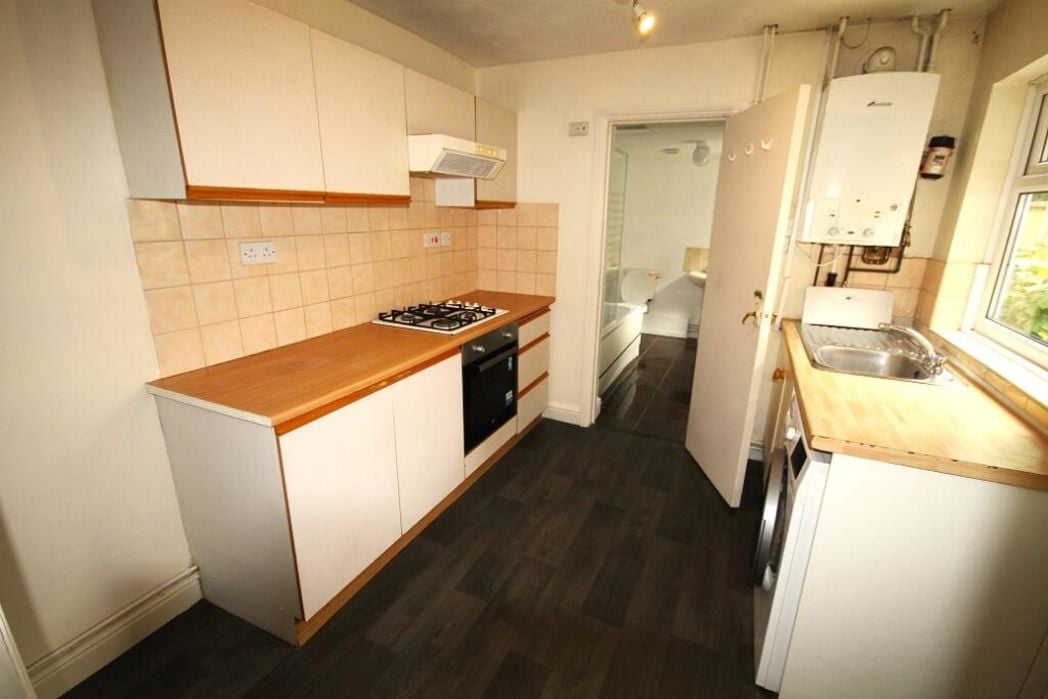 Property image 3 of 12
