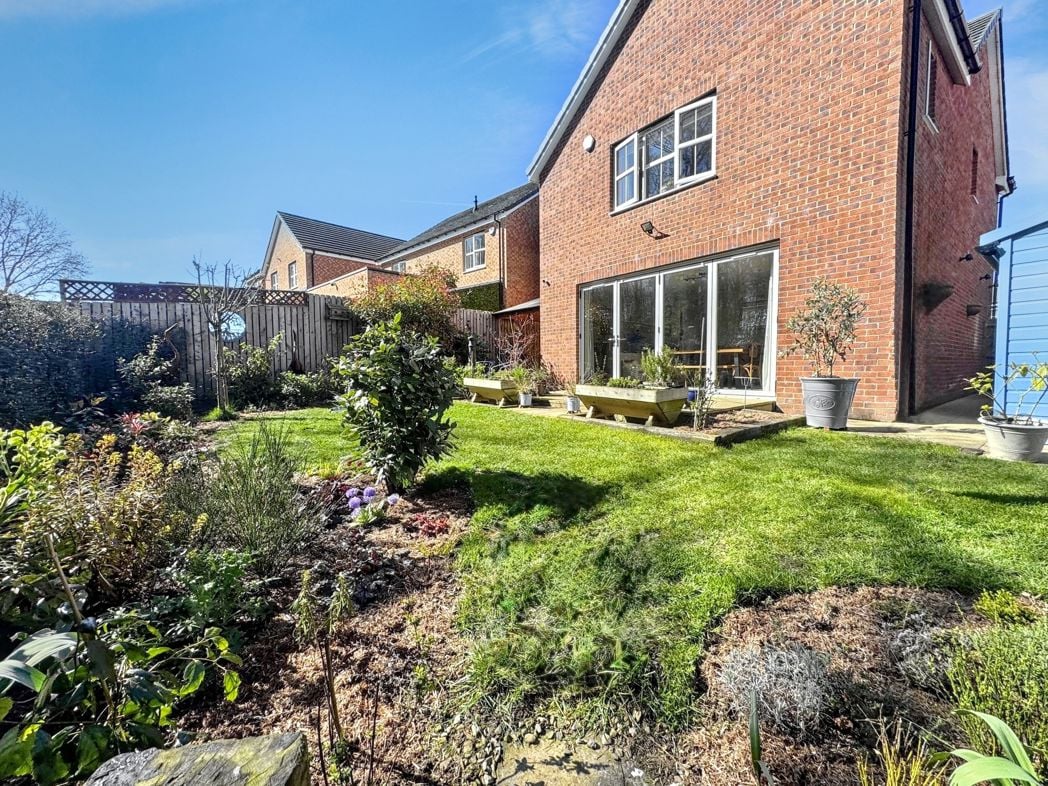 Property image 24 of 28