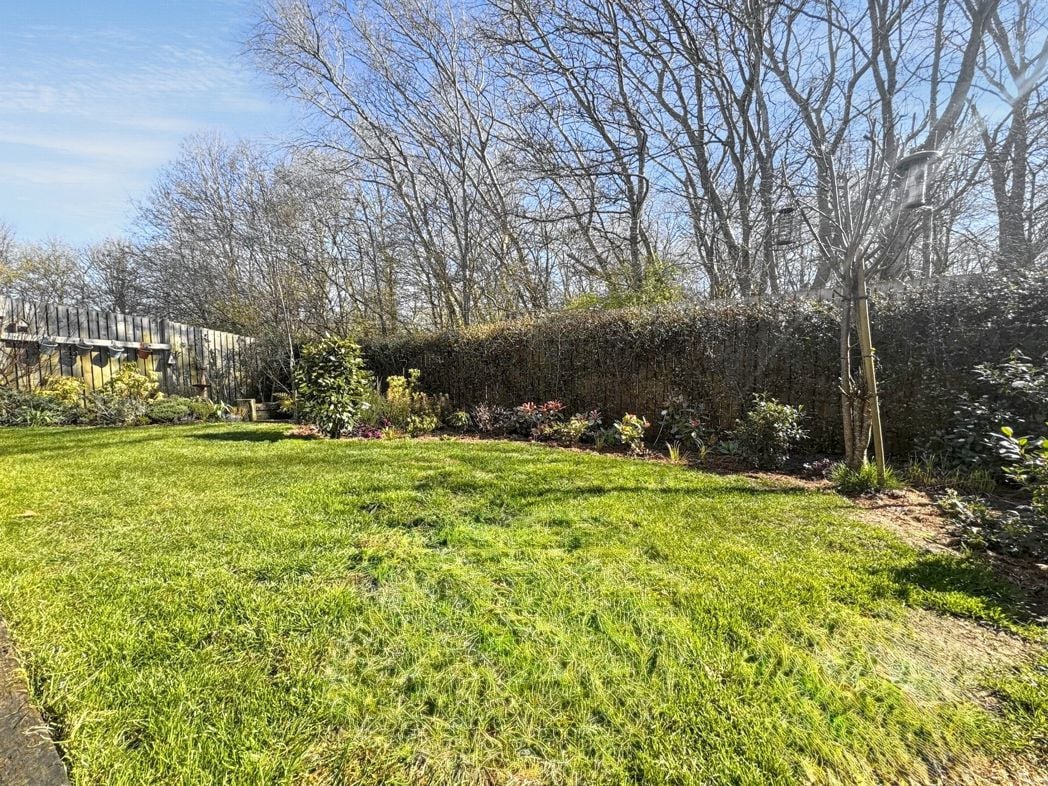 Property image 25 of 28