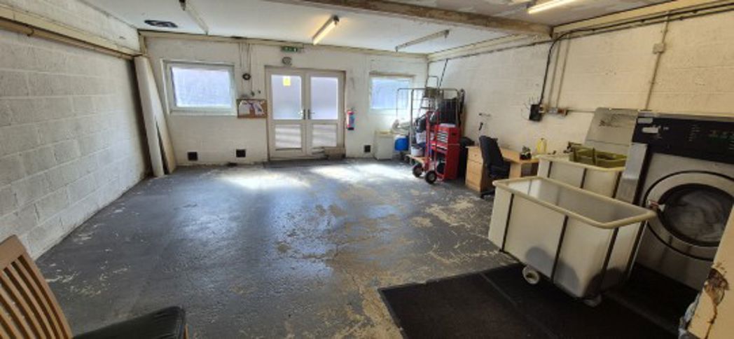 Property image 3 of 23