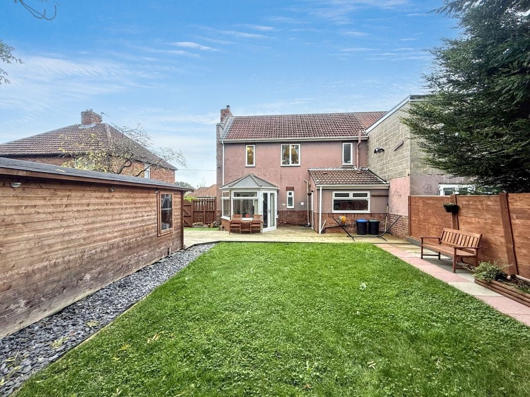 Property image 25 of 27